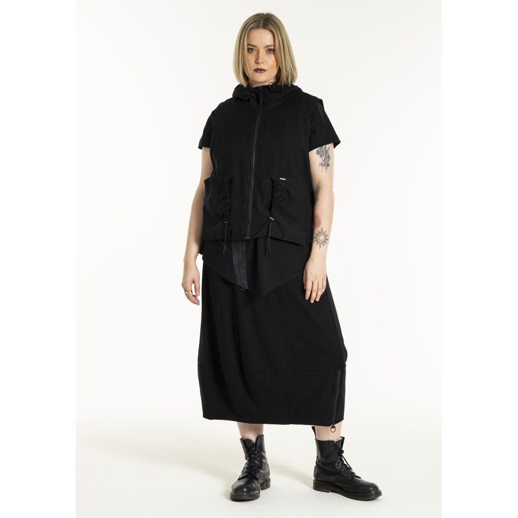 Gozzip Woman GAmara Skirt Skirt Black