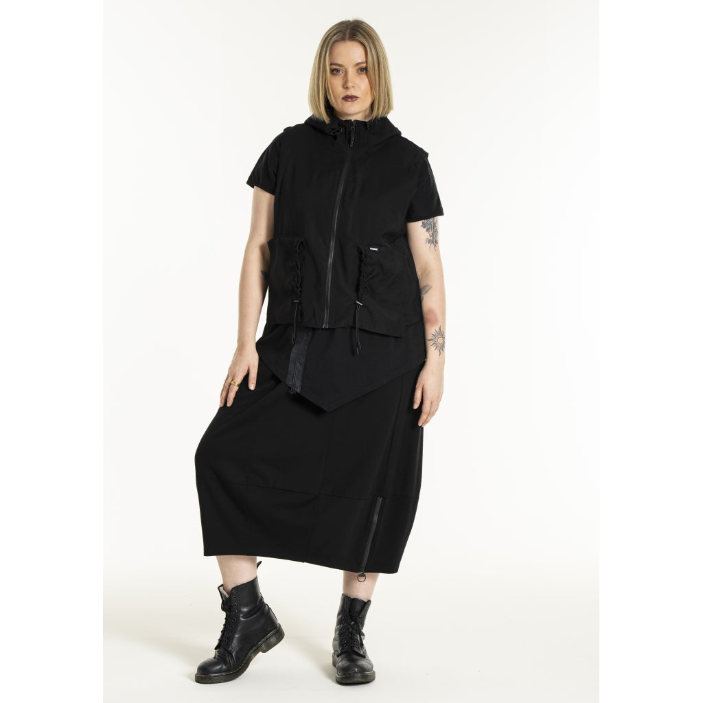 Gozzip Woman GAmara Skirt Skirt Black