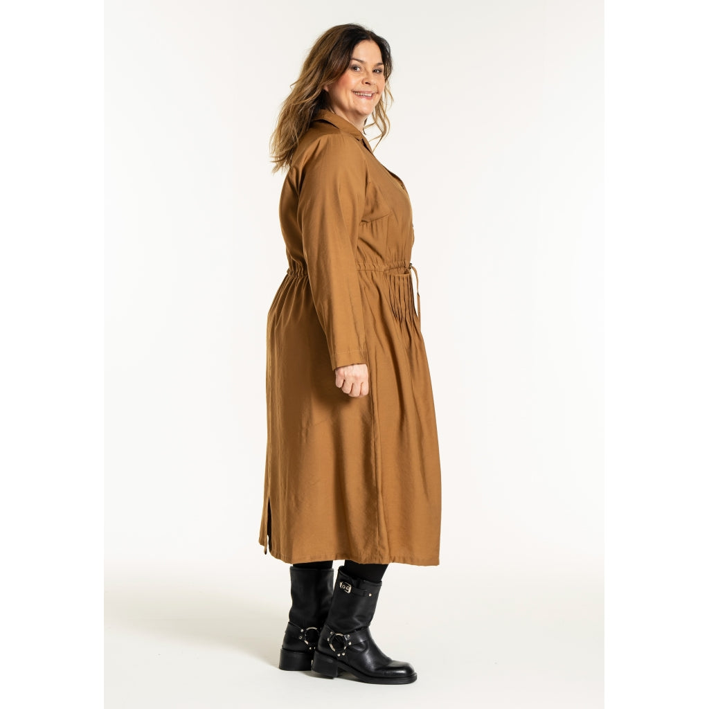 Gozzip Woman GEva Dress Jacket Dress Jacket Brass