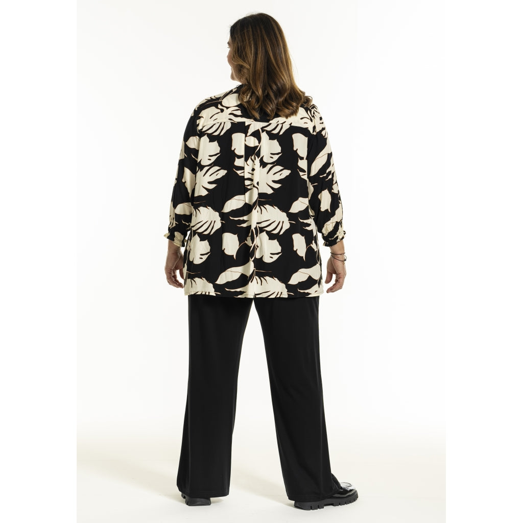 Gozzip Woman GGhita Blouse Blouse Black with offwhite flower