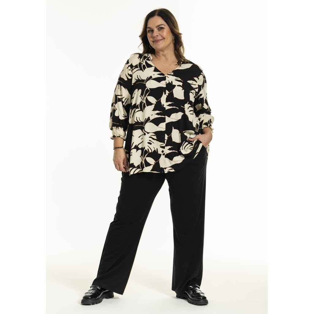 Gozzip Woman GGhita Blouse Blouse Black with offwhite flower
