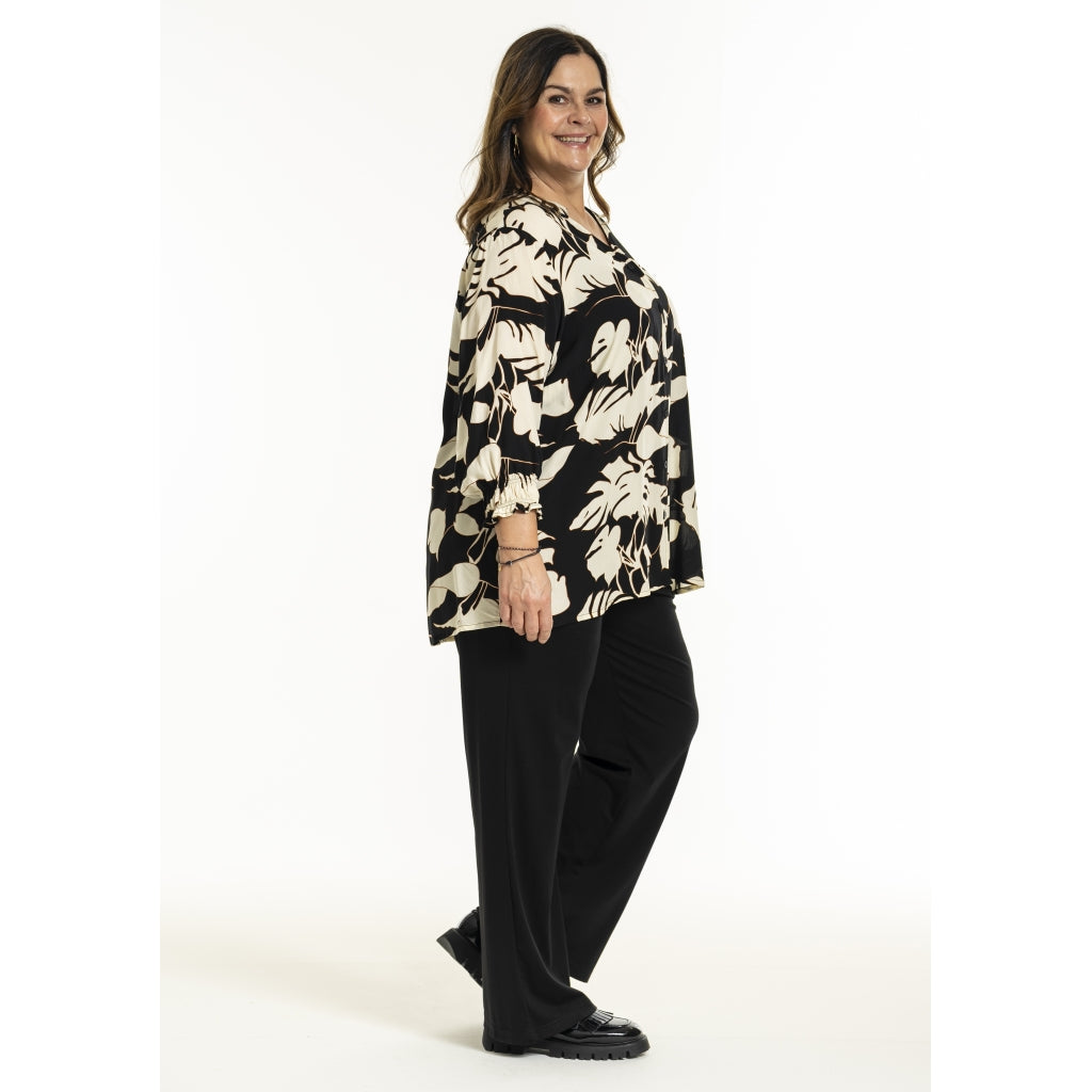 Gozzip Woman GGhita Blouse Blouse Black with offwhite flower