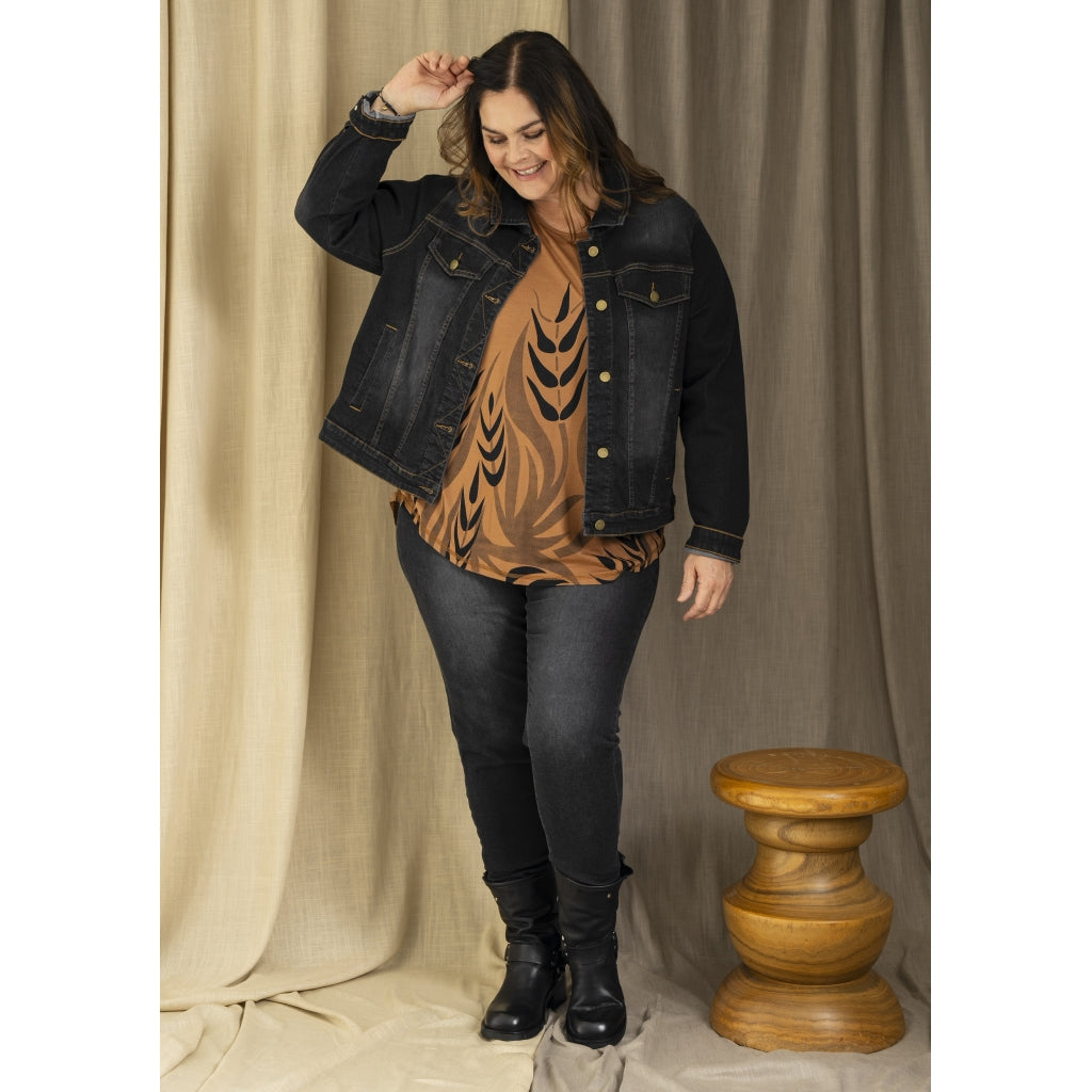 Gozzip Woman GGitte T-shirt with print T-Shirt Cognac
