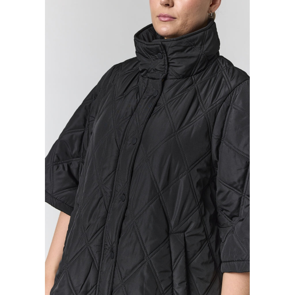 Gozzip Woman GThyra quiltet Short jacket Short Jacket Black