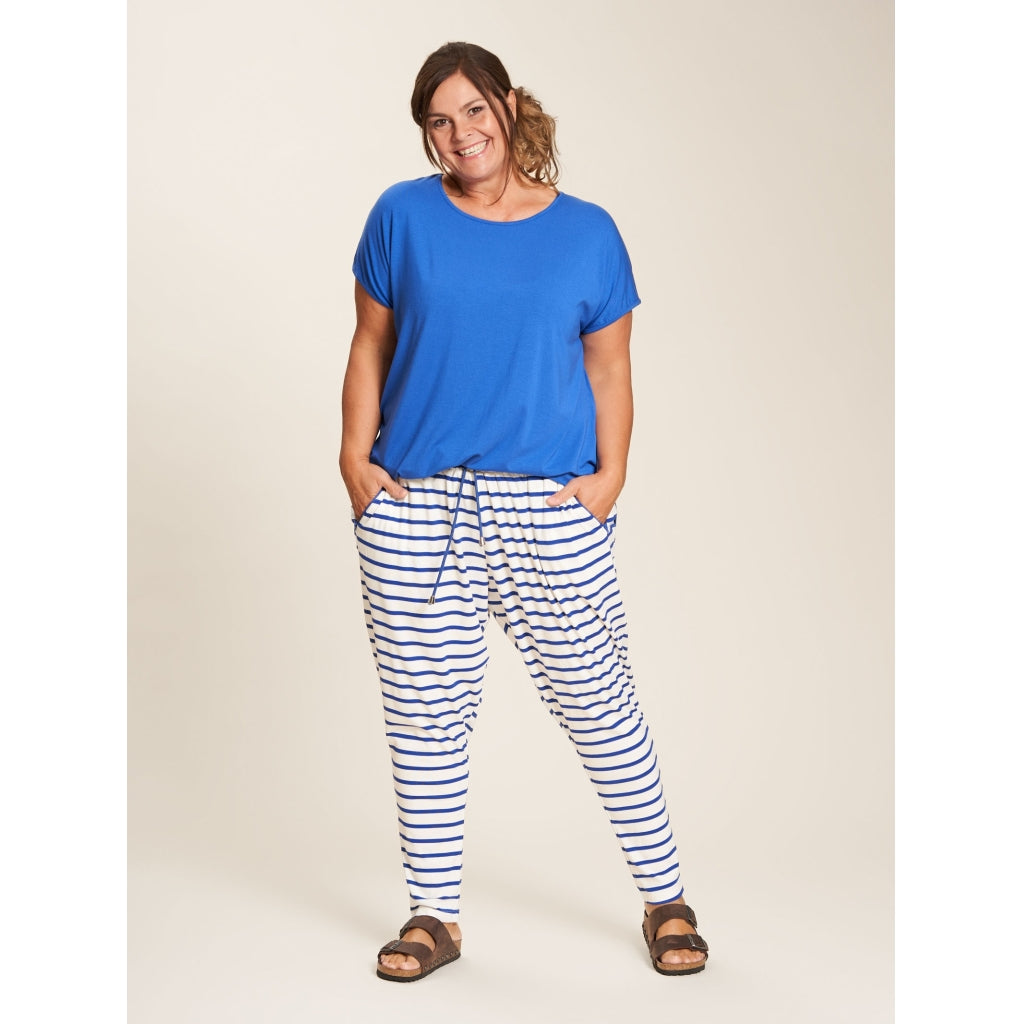 Gozzip Woman Benita Pants Pants White with Royal Blue Stripe