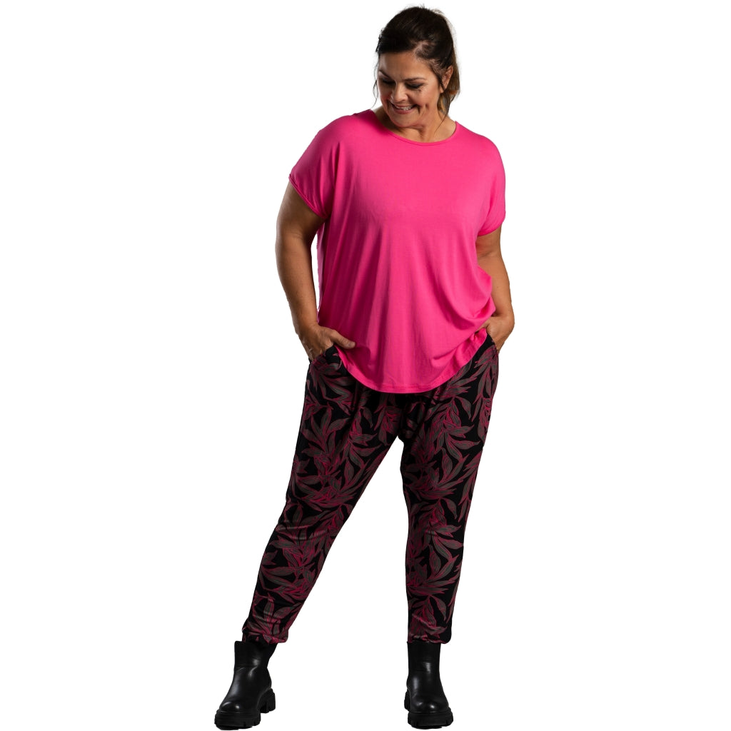 Gozzip Woman Benita Pants Pants Black with print