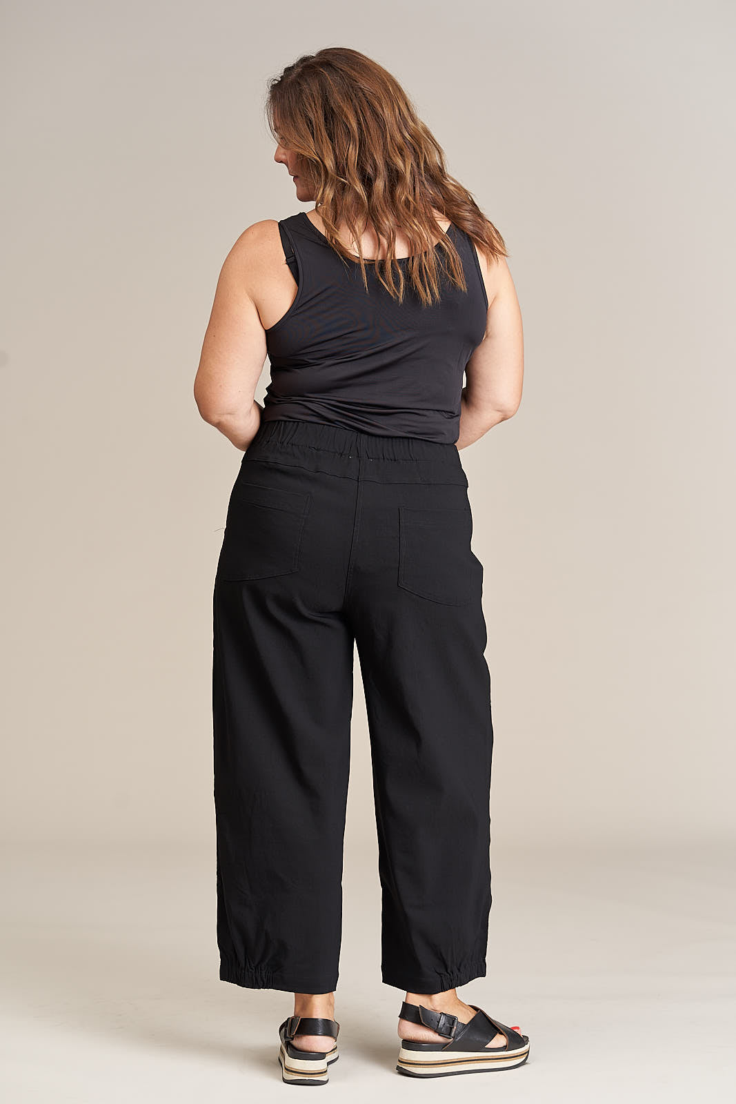 Gozzip Woman Clara Baggy pants Pants Black