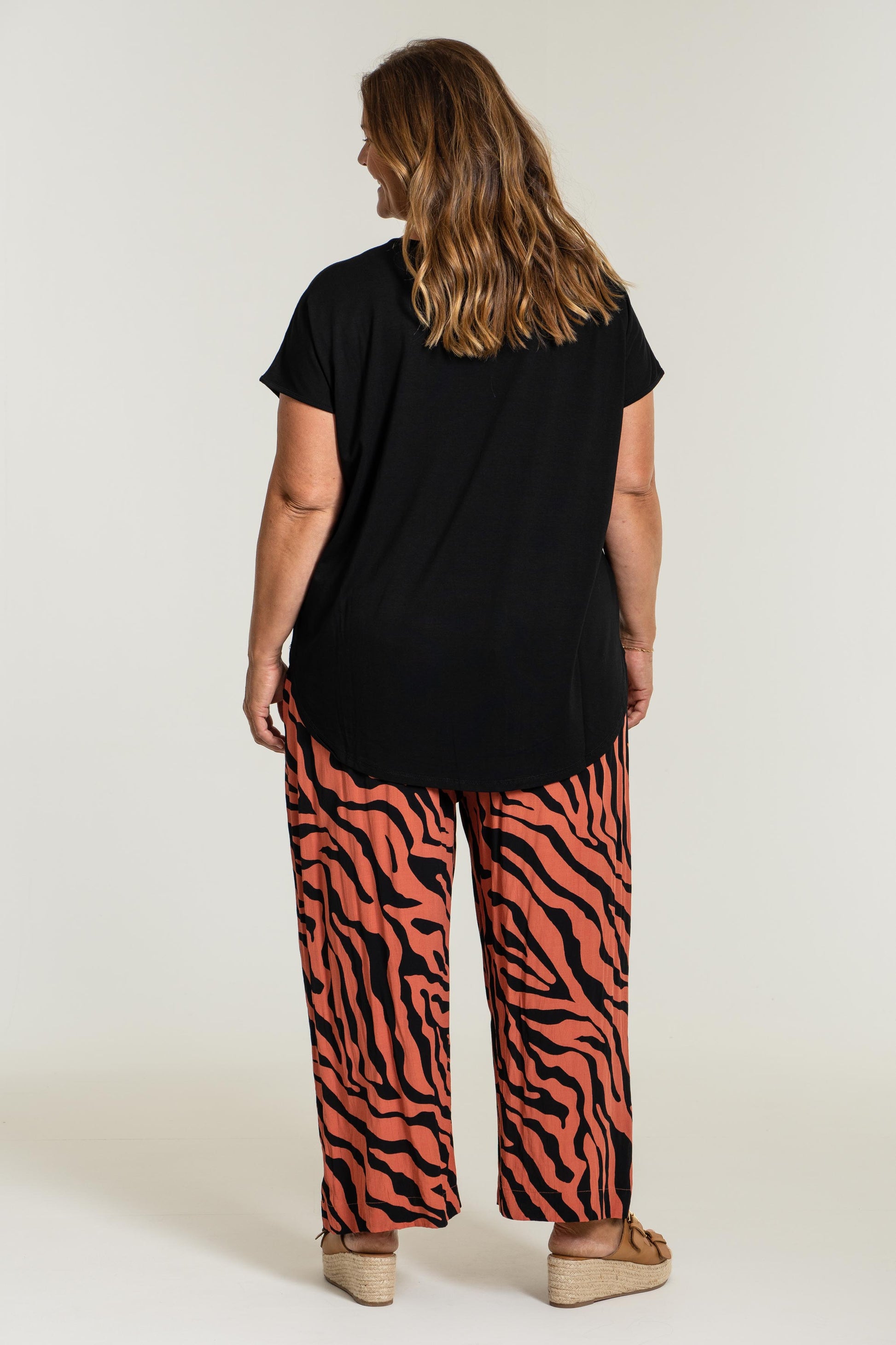 Gozzip Woman Elly Loose 3/4 Pants - MORE COLOURS 3/4 Loose Pant Coral/Black
