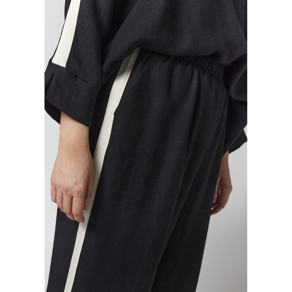 Gozzip Woman GAisla Pants Pants Black