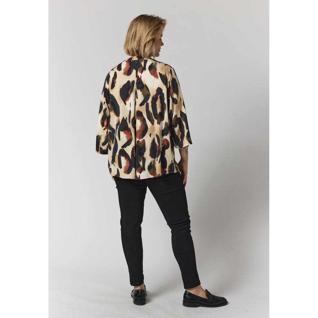 Gozzip Woman GAlva Blouse Blouse Sand with black orange pattern