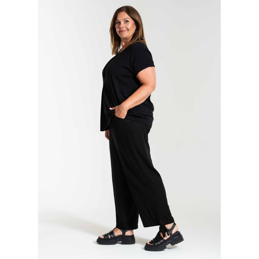 Gozzip Woman GAugusta Pants Pants Black