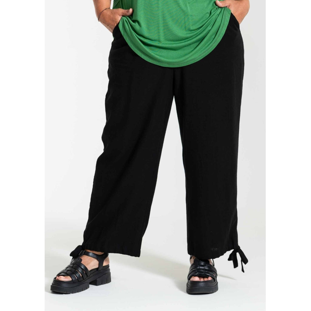 Gozzip Woman GAugusta Pants Pants Black