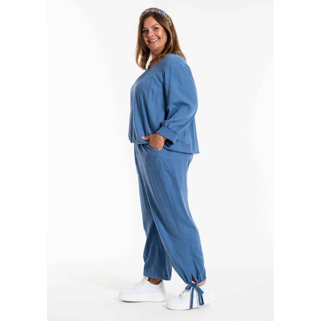 Gozzip Woman GAugusta Pants Pants Dusty Blue