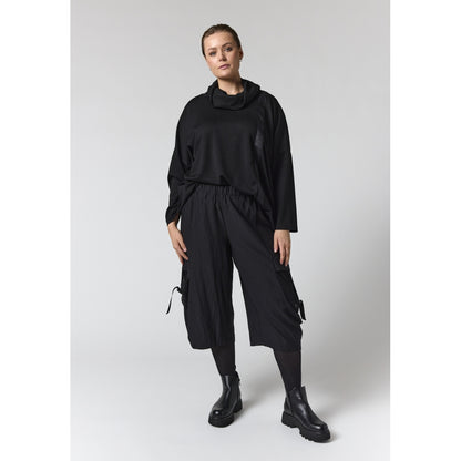 Gozzip Woman GAurelia Pants with big net pockets Pants Black