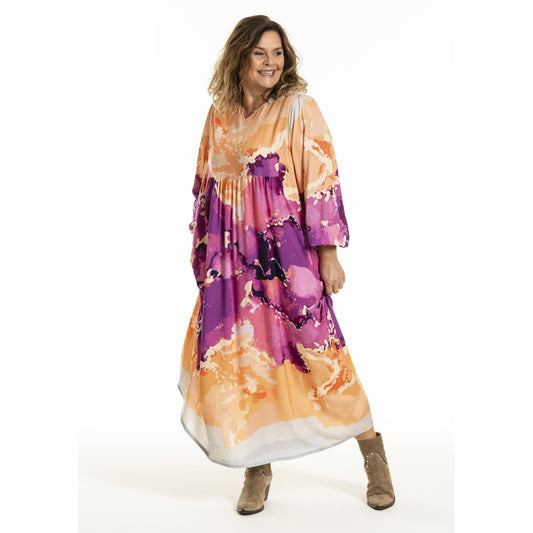 Gozzip Woman GBetine Dress Dress Art print