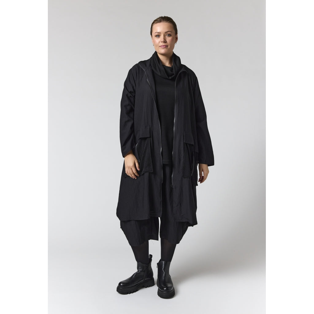 Gozzip Woman GCeleste Jacket with net pockets Jacket Black