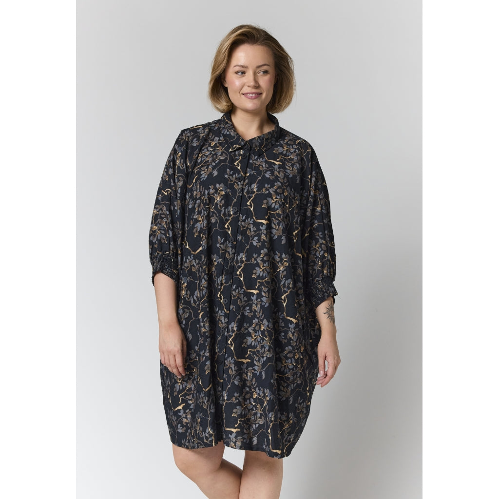Gozzip Woman GGerda Oversize shirt Tunic Oversize shirt tunic Black with grey brown flowers