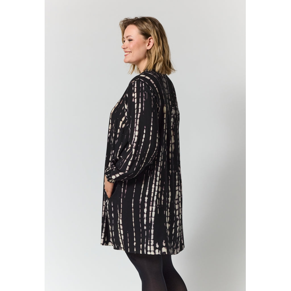 Gozzip Woman GGrace Tunic Tunic Black with sand animal