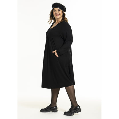 Gozzip Woman GGudda V Neck Dress Dress Black