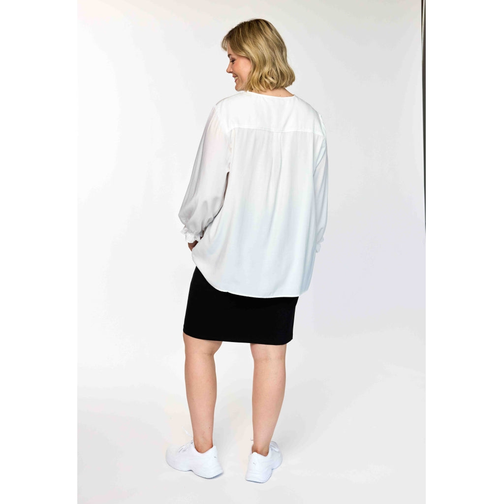 Gozzip Woman GIben Blouse Blouse Offwhite