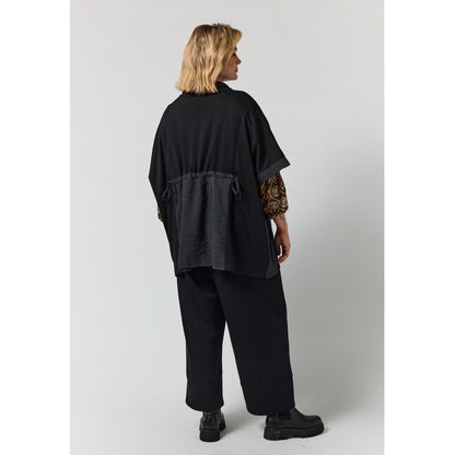 Gozzip Woman GIvana Poncho Poncho Black