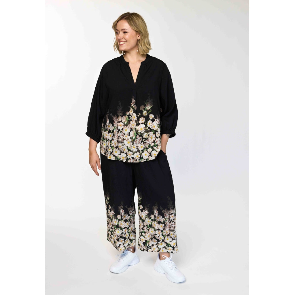 Gozzip Woman GKarina Loose 3/4 pants 3/4 Loose Pant Black