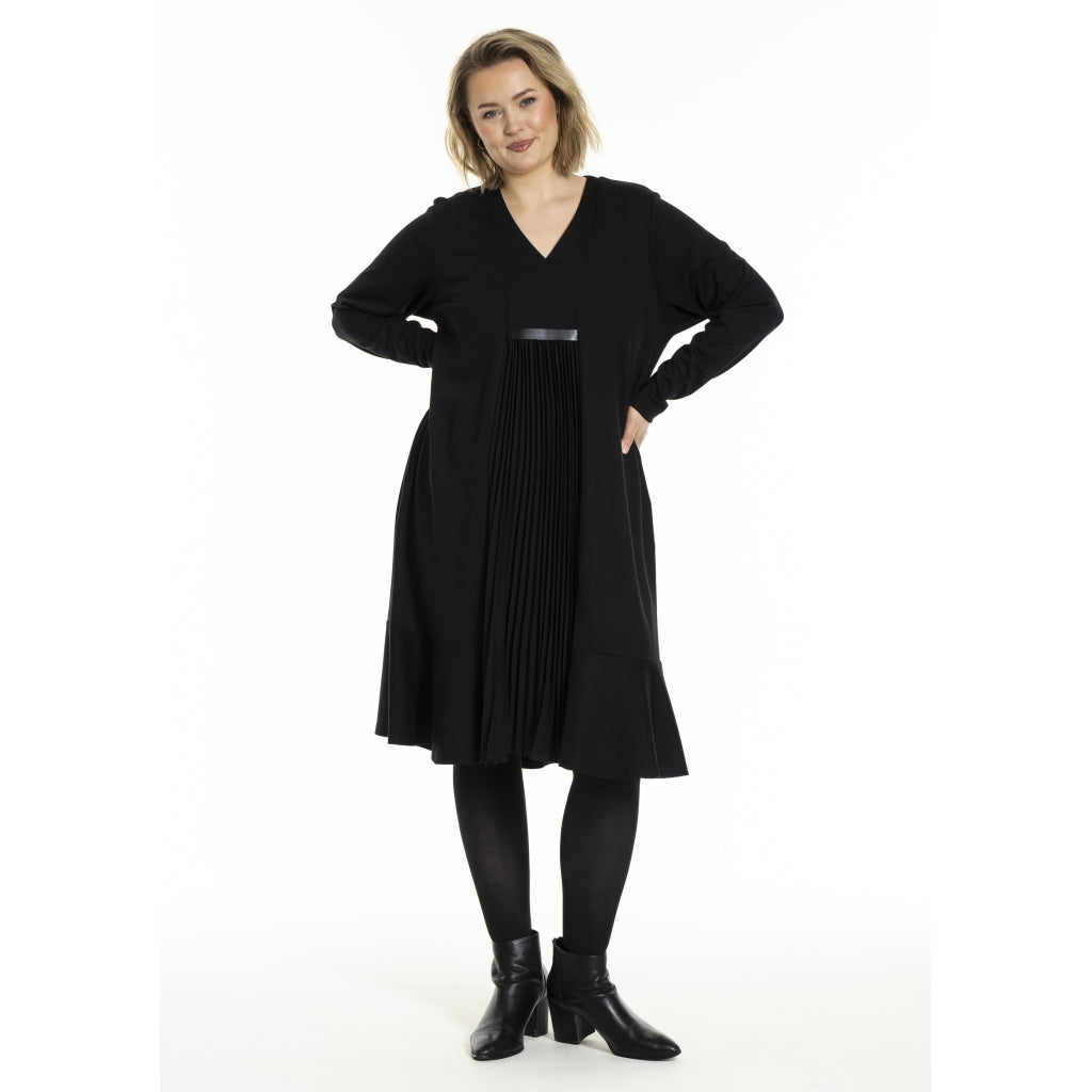 Gozzip Woman GLisbet Dress Dress Black