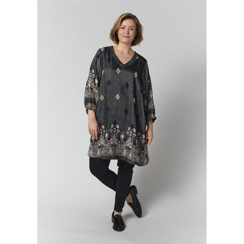 Gozzip Woman GMeta Tunic Tunic Black board fabric with white blue pattern