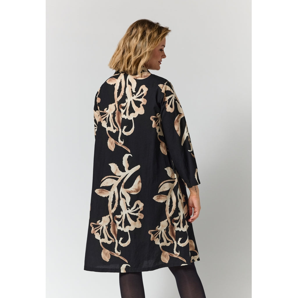 Gozzip Woman GMichelle Tunic Tunic Black with offwhite brown leaves