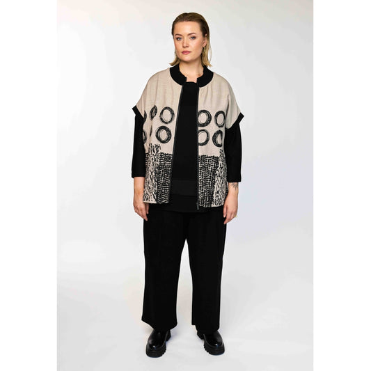 Gozzip Woman GNynne Waistcoat Waistcoat Sand/Black printed