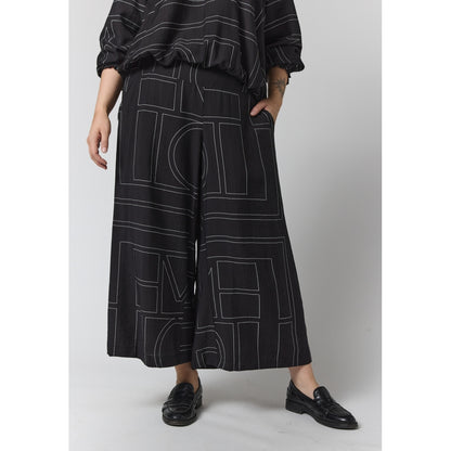 Gozzip Woman GRuby Pants Pants Black with white