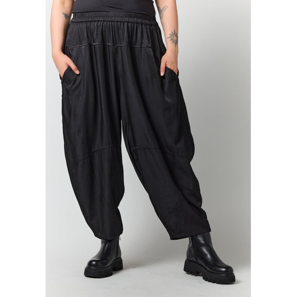 Gozzip Woman GSaga Wide pants Pants Black