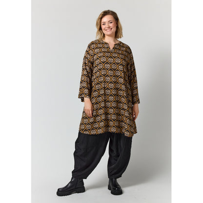Gozzip Woman GSkuld Tunic Tunic Black with brown and sand pattern
