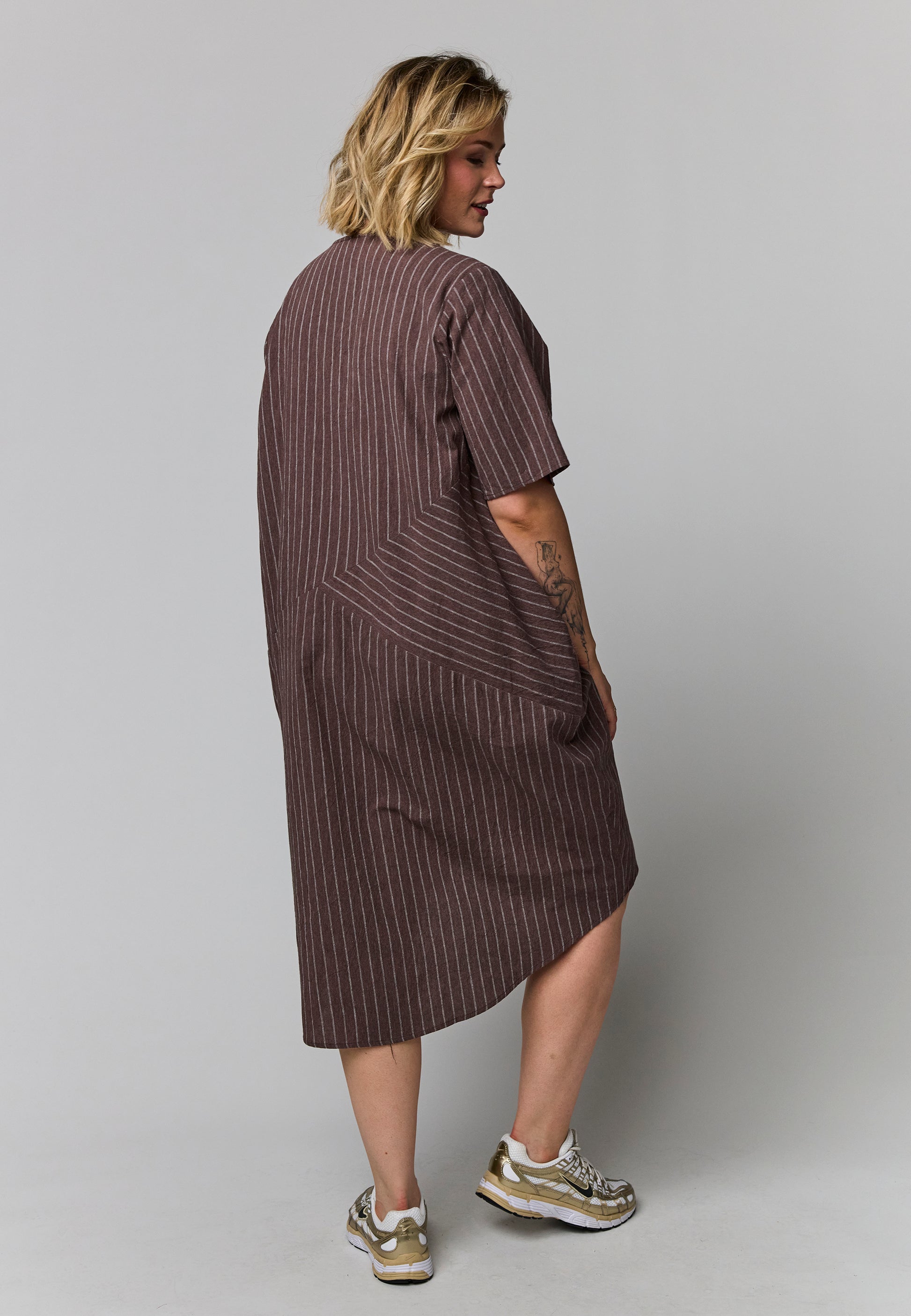 Gozzip Woman GTovea Dress Dress Brown/white stripes