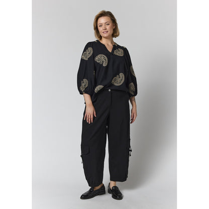 Gozzip Woman GVilde Blouse Blouse Black with sand embroidery