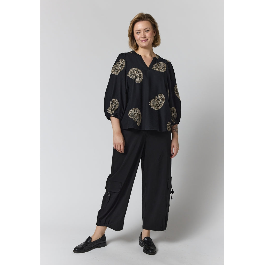 Gozzip Woman GVilde Blouse Blouse Black with sand embroidery