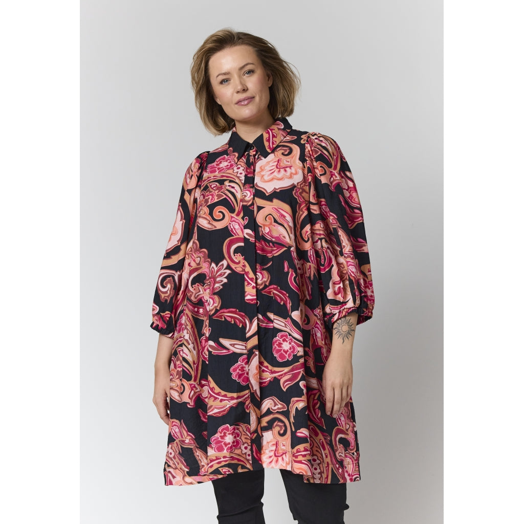Gozzip Woman GWilma Dress Dress Black with orange flowers