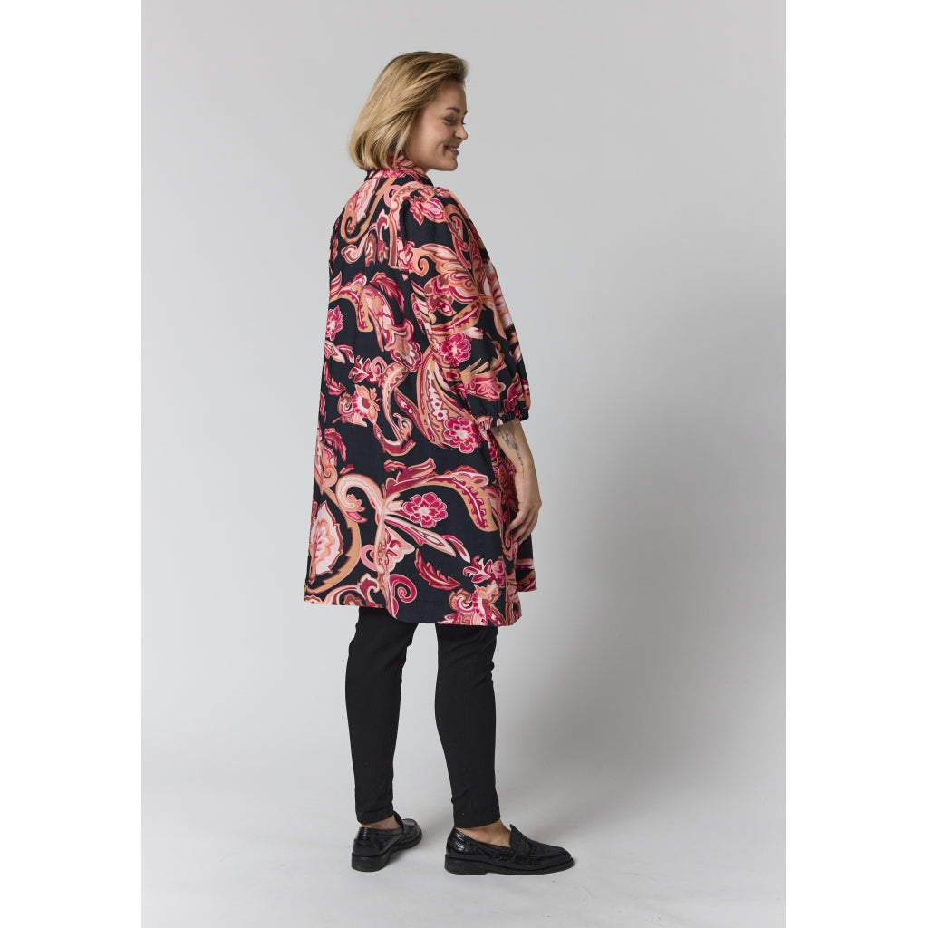 Gozzip Woman GWilma Dress Dress Black with orange flowers