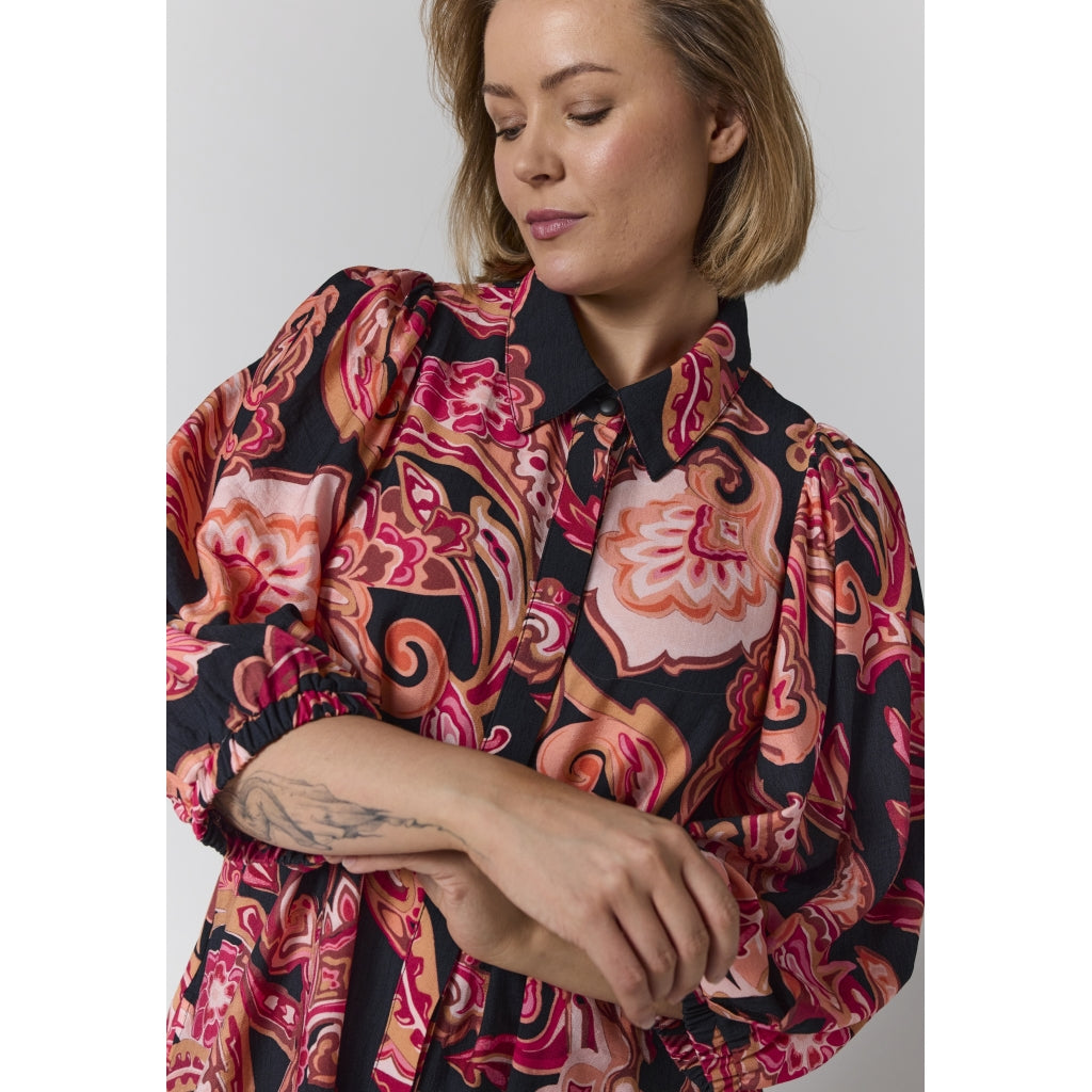 Gozzip Woman GWilma Dress Dress Black with orange flowers