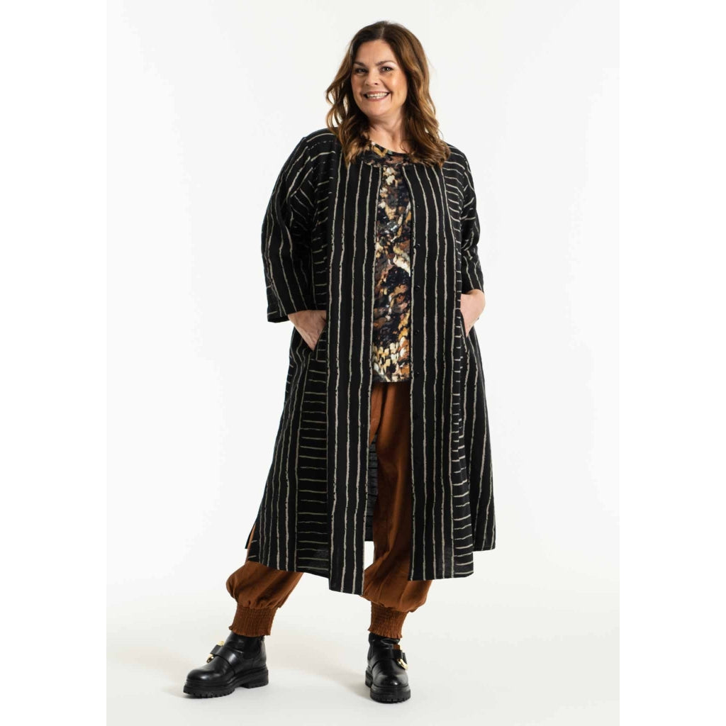 Gozzip Woman Linette Long Cardigan Dress Long Cardigan Dress Black printed