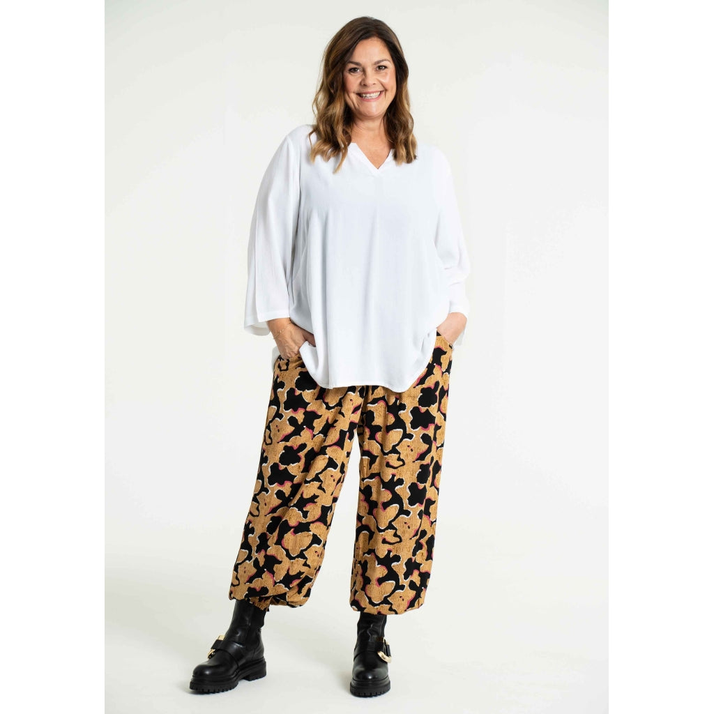 Gozzip Woman Lovise Ballon Pants Pants Black printed