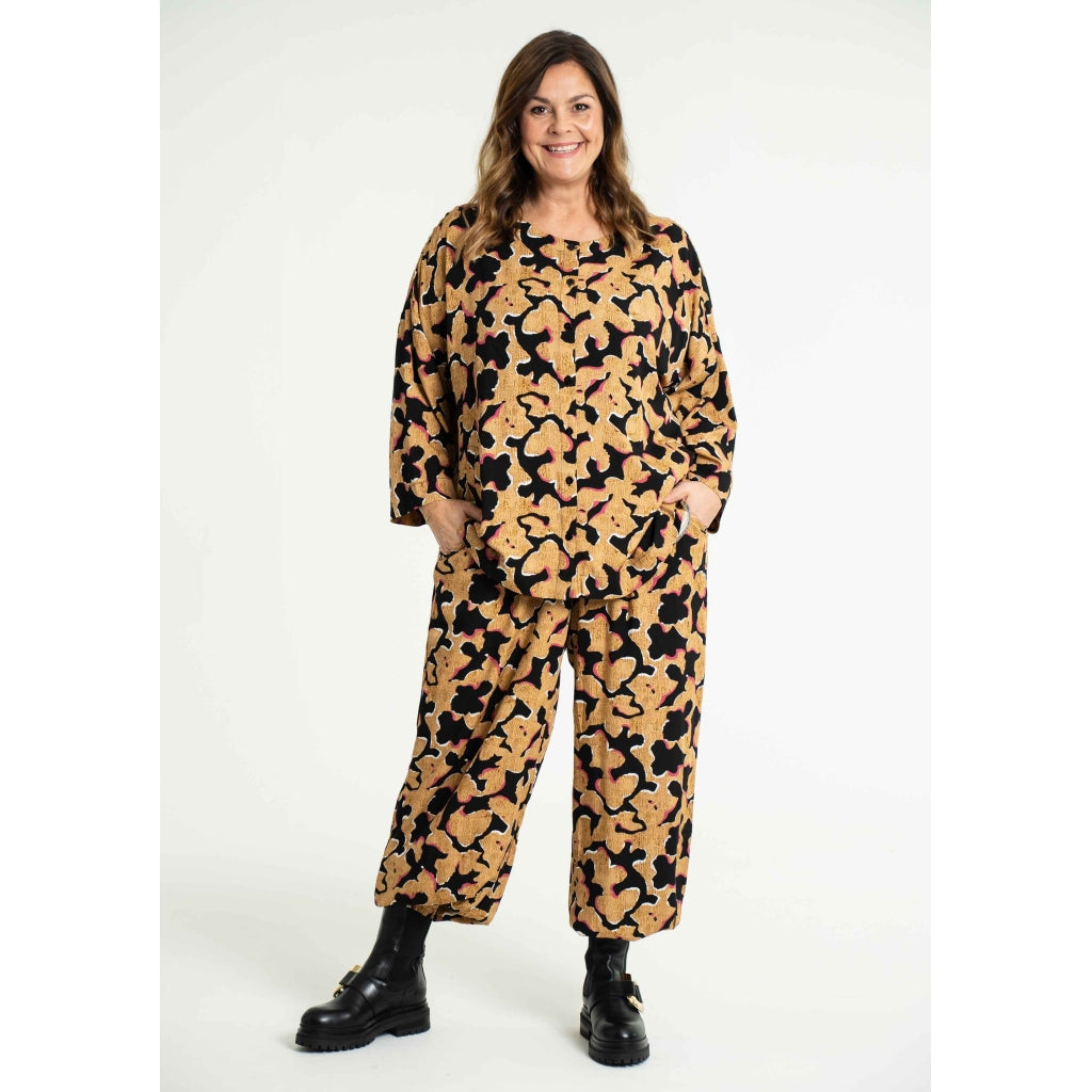 Gozzip Woman Lovise Ballon Pants Pants Black printed