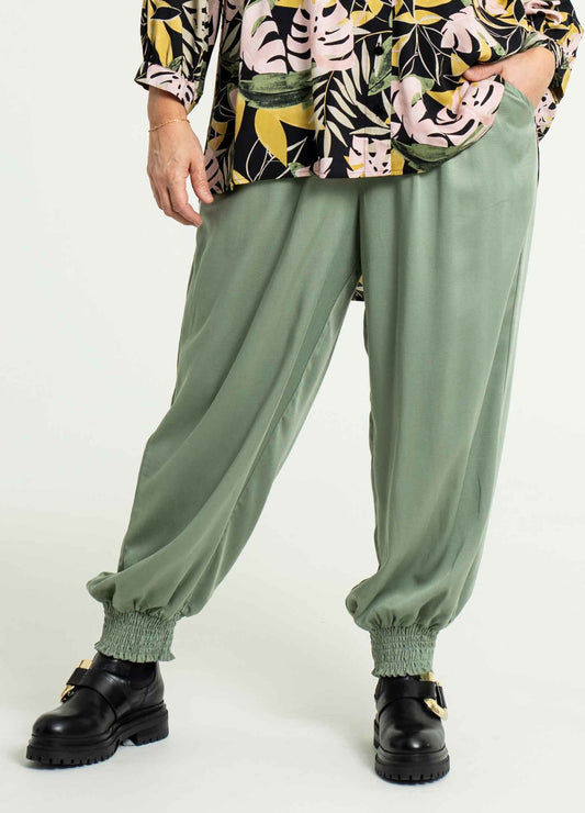 Gozzip Woman Lovise Ballon Pants Pants Dusty Green