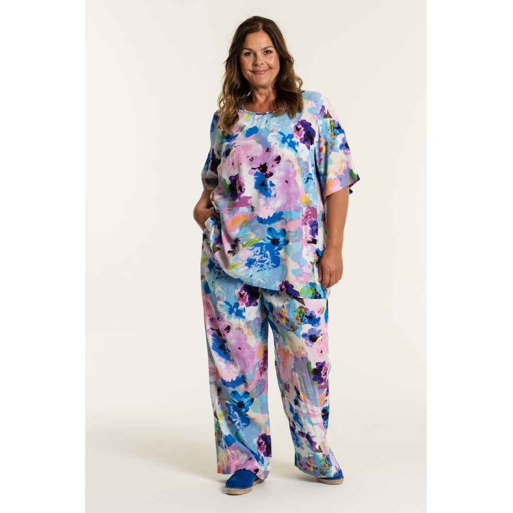 Gozzip Woman Margrethe Loose Pants Loose Pant Multi Flower