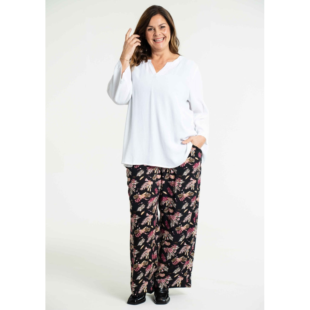 Gozzip Woman Margrethe Loose Pants Loose Pant Multi Colour