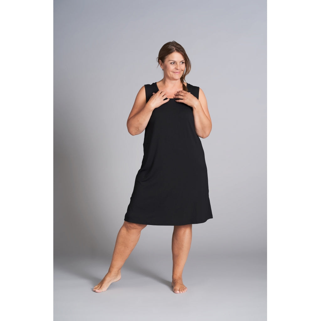 Gozzip Woman Panel Dress Panel Dress Black